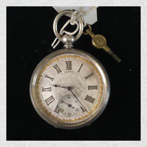 pocket-watch-gold-rim