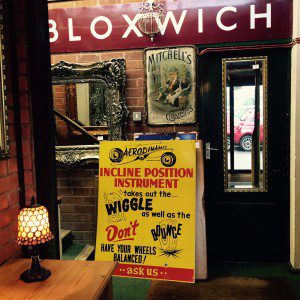yellow-sign-long