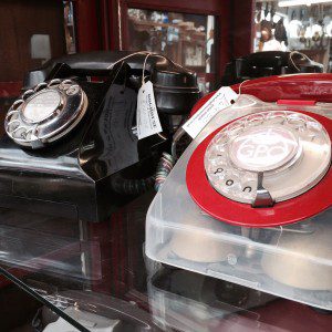 Telephones 2